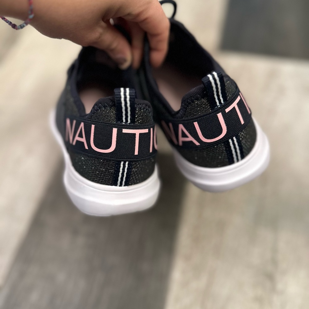 Brand New Gorgeous Nautica Rainbow Iridescent Slide on Girls Gym Shoes 5 - Picture 13 of 13